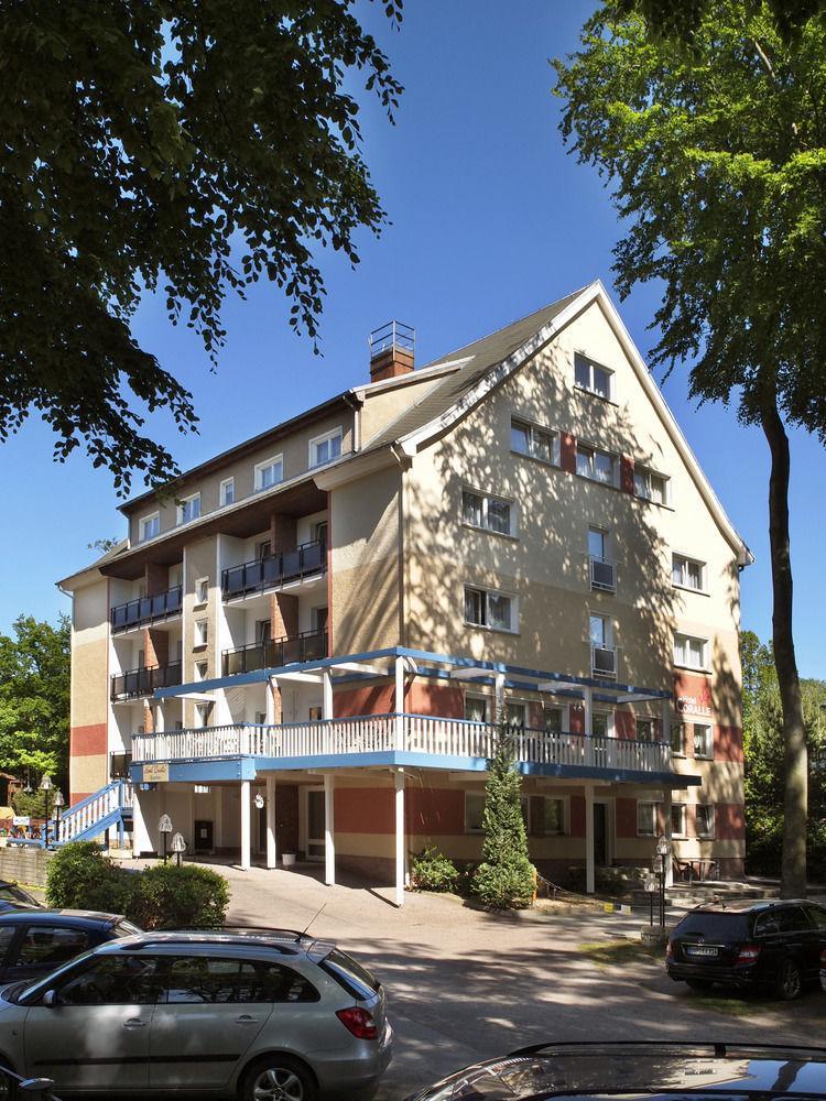 Отель Strandhaus Heringsdorf Херингсдорф Экстерьер фото
